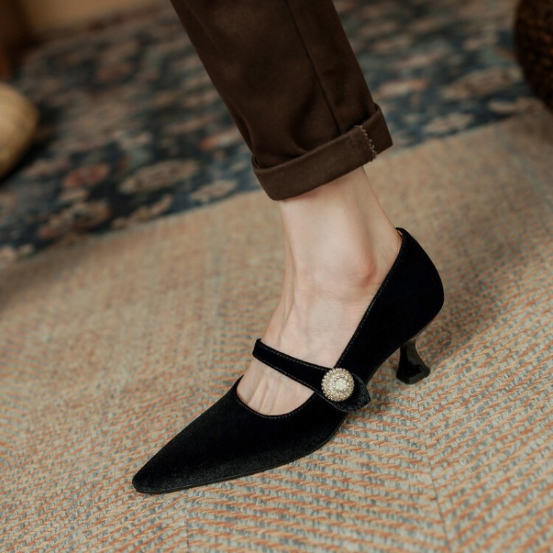Wine Red Pointed Toe Mary Jane - огляд і ціна Women'S Heels