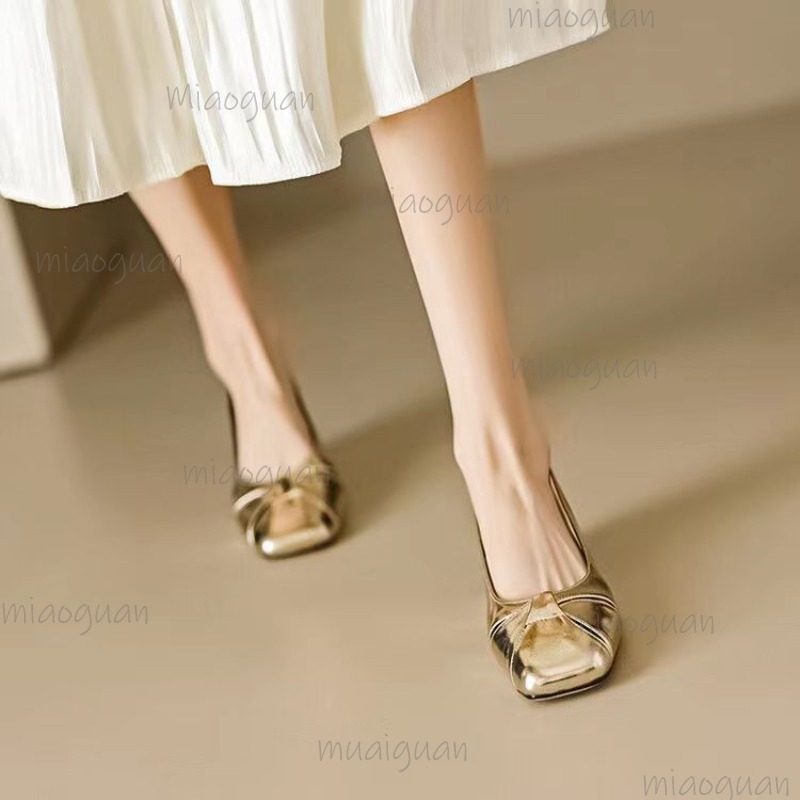 Cover Toe Low Heel Pumps Women - огляд і ціна Women'S Heels