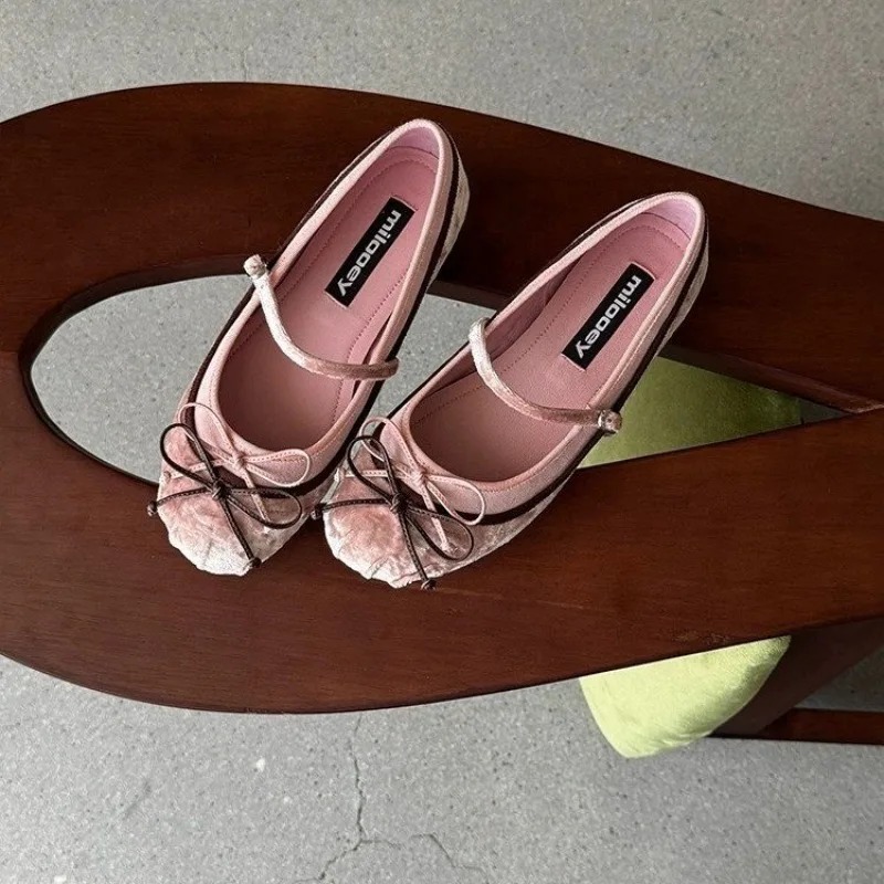 2026French Flat Bottomed Rotun - огляд і ціна Women'S Heels