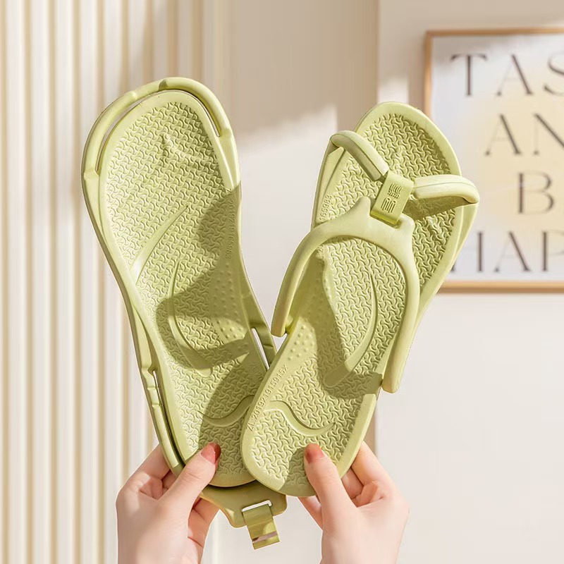 Foldable Travel Slippers Unise - огляд і ціна Mule Slip On