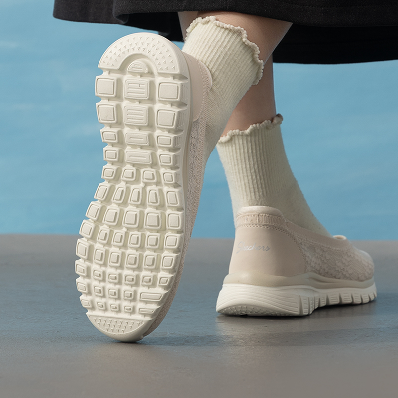 Skechers Women's Sneakers Slip - огляд і ціна Women Shoes Skechers